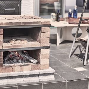 自作ピザ窯の作り方。レンガを使って簡単DIY！