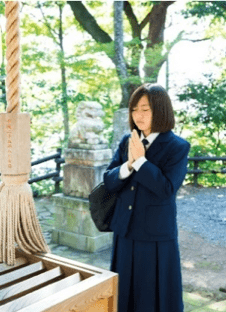 神棚 神具の正しい祀り方 神棚の方角 飾り方 並べ方を解説 となりのカインズさん