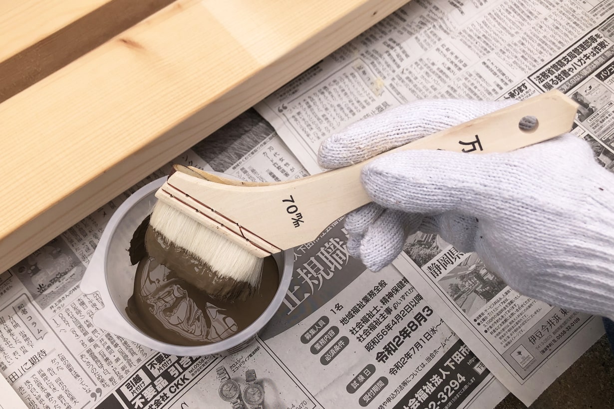 プロがdiy塗装のコツを実践解説 木製ベンチは水性塗料一択 となりのカインズさん