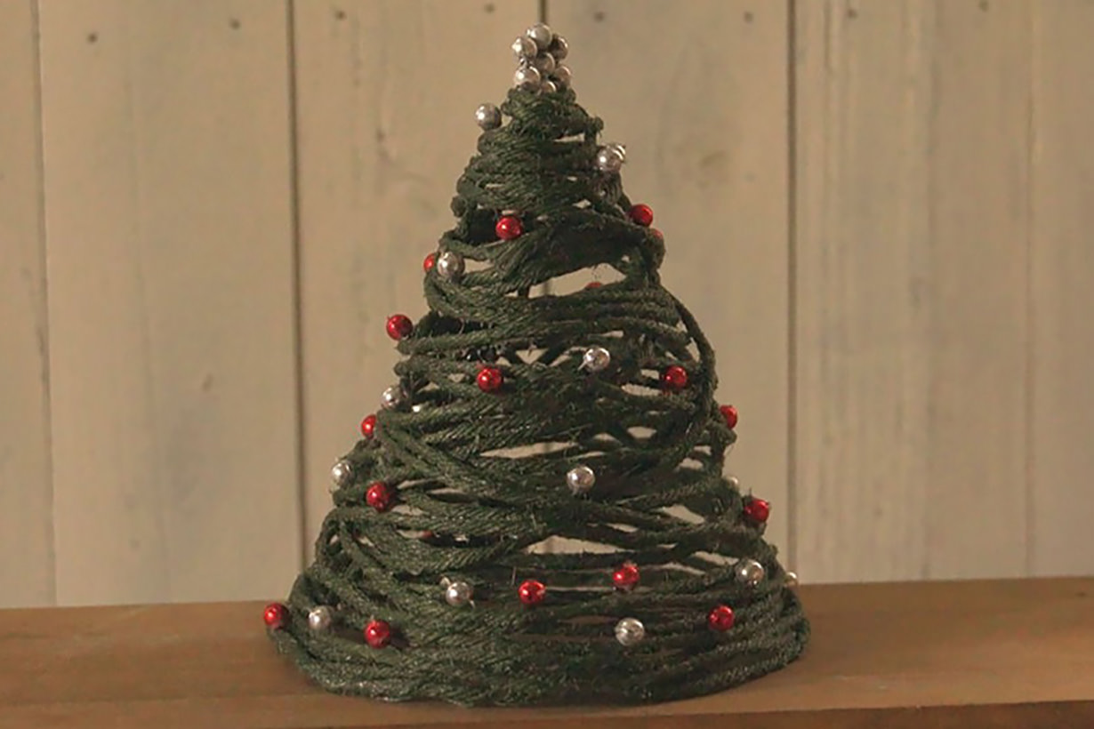 小さめが嬉しい 麻ひもで作るミニチュアクリスマスツリーdiy となりのカインズさん