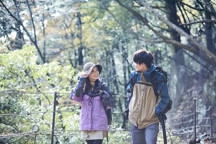 季節別キャンプの正しい服装。暑さ寒さをバッチリ対策!
