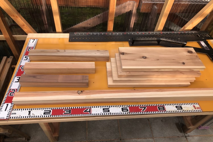 余った半端木材で作る、最強DIYスツール【一級建築士のDIY講座】