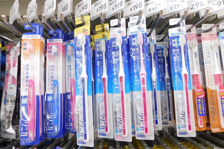 俺たちは歯ブラシを雰囲気で選んでいる。歯ブラシの選び方をライオンに聞いてみた