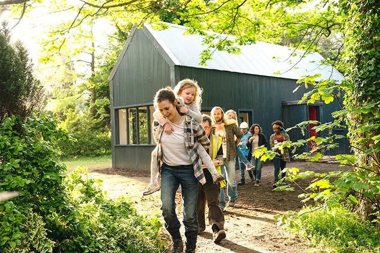 DIY精神で苦境を乗り越える話題作、映画『サンドラの小さな家』【プレゼント企画】