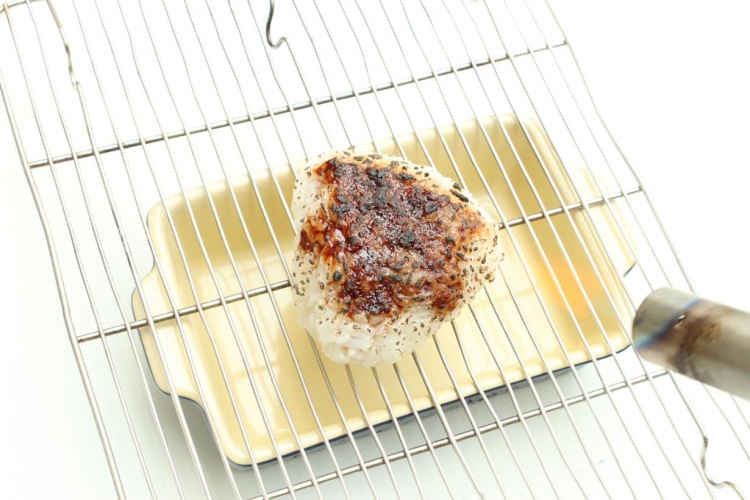 炙ると美味しい食材ランキング。トーチバーナーで手早く炙るだけ! | となりのカインズさん