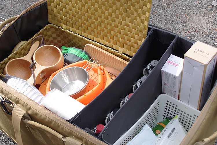 すぐ使える! 撤収しやすい! キャンプ道具の収納術&グッズリスト【食器編】