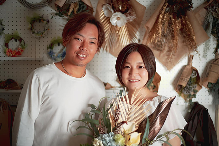 Kumimokuアジャスターで壁をおしゃれに簡単DIY。賃貸でもOK、セルフフォトまで楽しめる