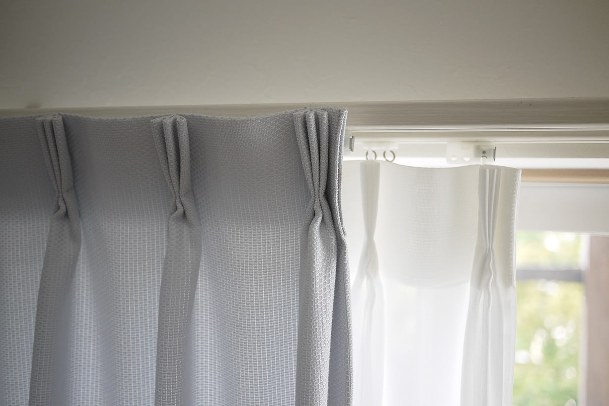 カーテンの洗い方｜自宅で洗うときのポイントとお手入れ方法 | となり