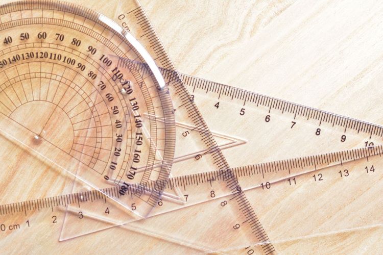 定規・ものさしのおすすめ15選！ 選び方やきれいな線の引き方も解説！