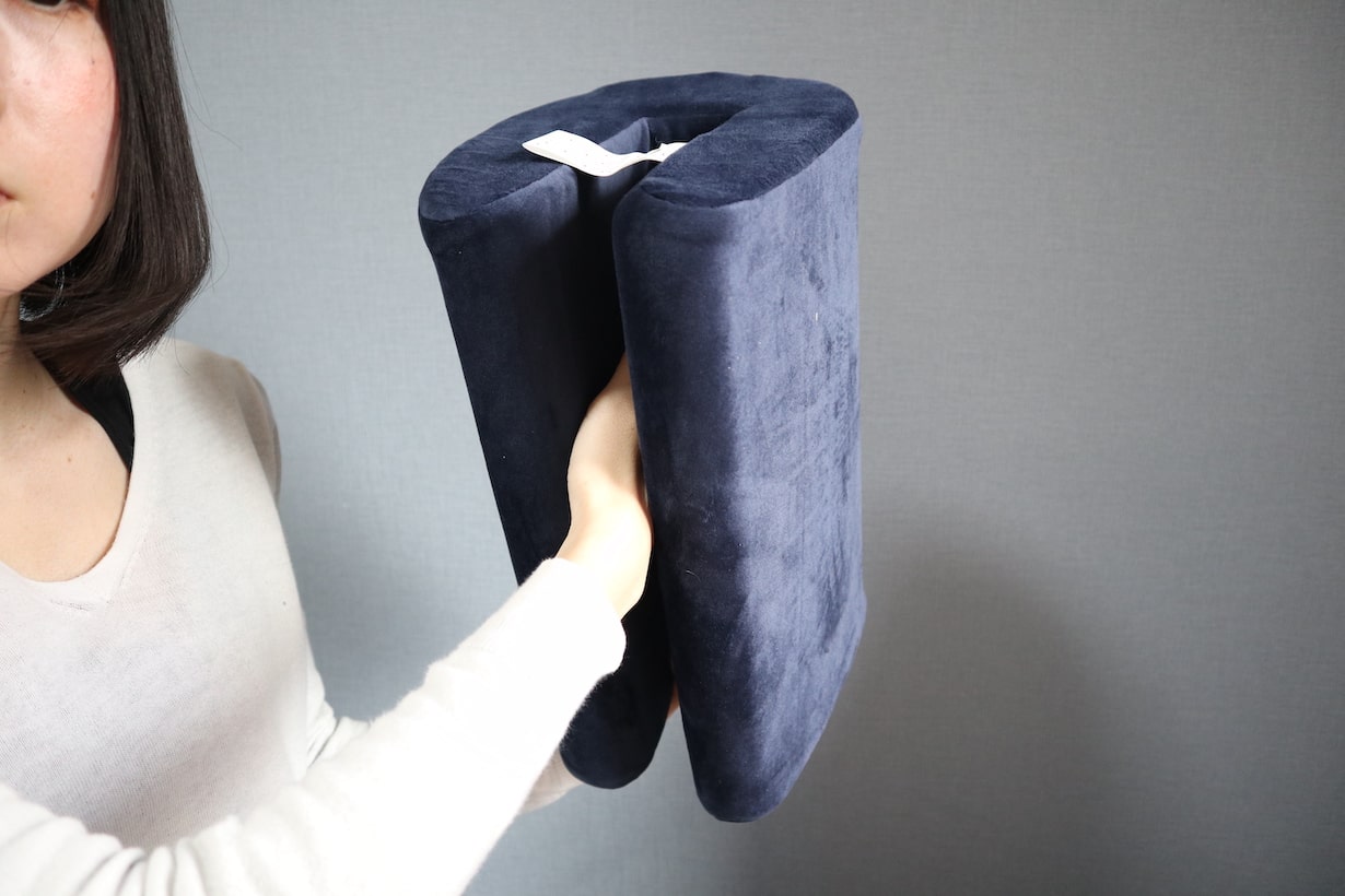 一石三鳥 カインズの 挟んで使えるクッション が便利すぎ