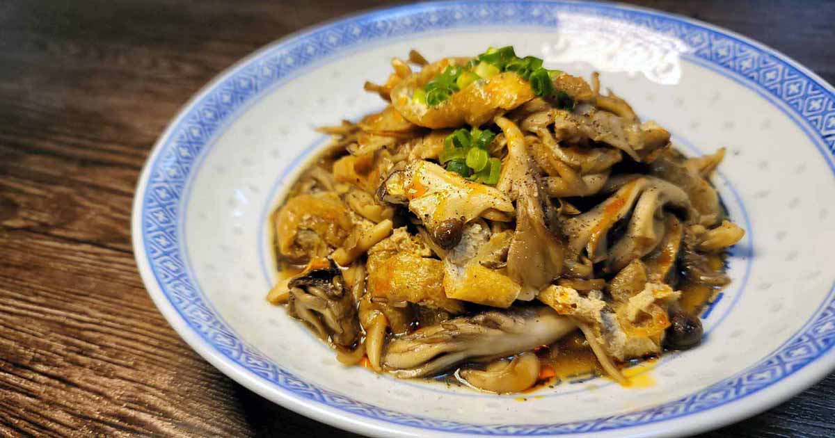 料理研究家・リュウジの簡単やばうまレシピ「キノコと油揚げの