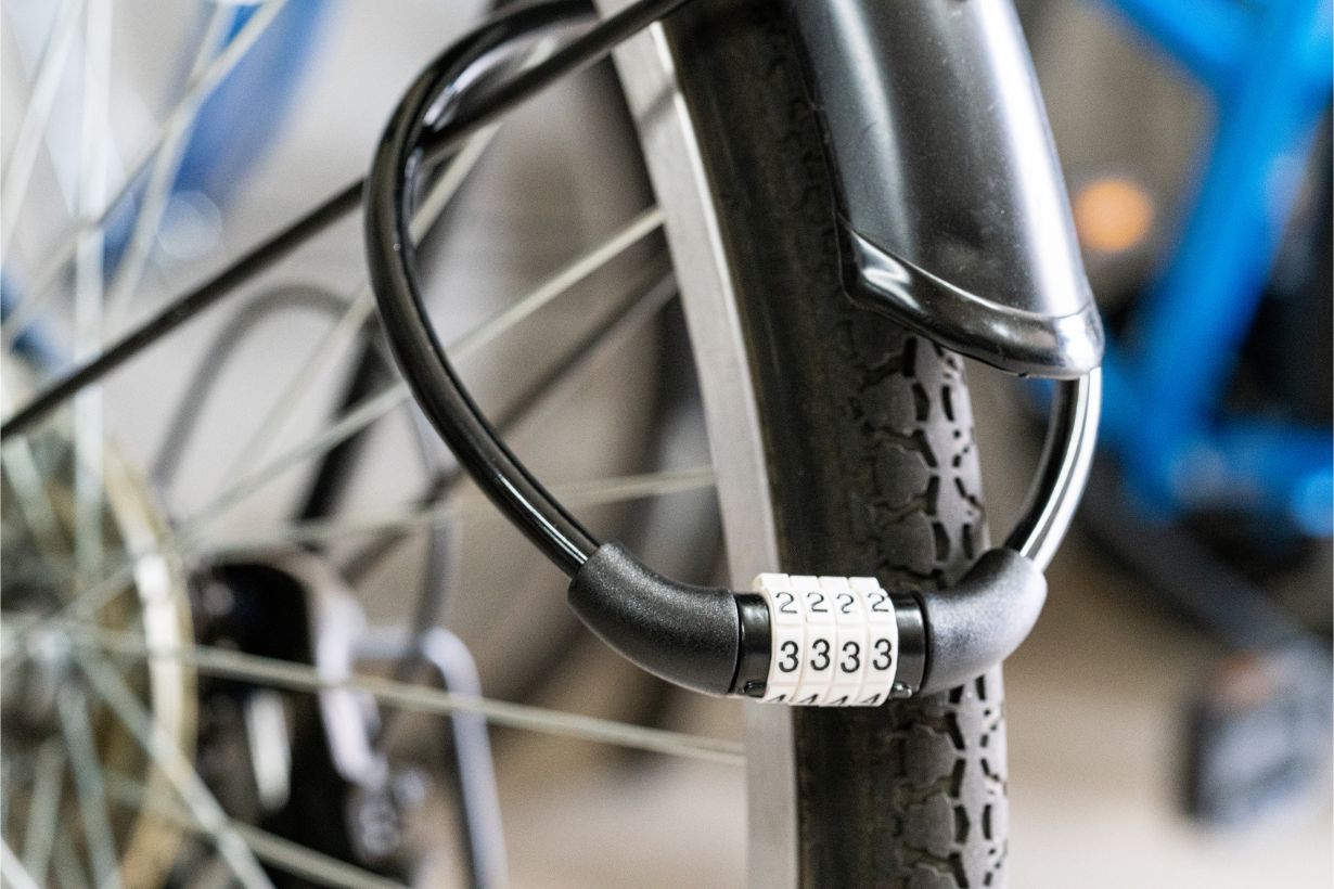 自転車の鍵のおすすめ10選! 選び方や盗まれにくい鍵のかけ方も解説 となりのカインズさん 自転車の鍵のおすすめ10選! 選び方や盗まれにくい鍵のかけ方も解説 となりのカインズさん