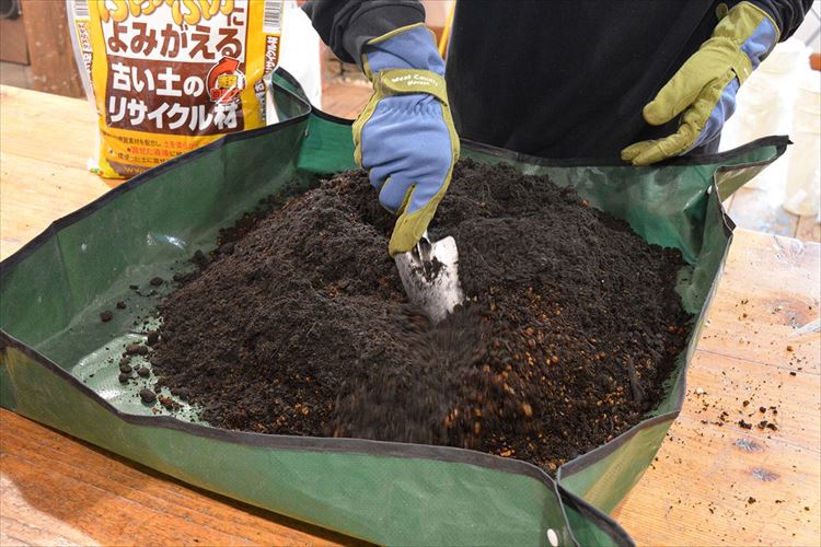 油かすをもらえませんか？から園芸へ。「失敗しない、させない」を掲げる土＆肥料メーカー