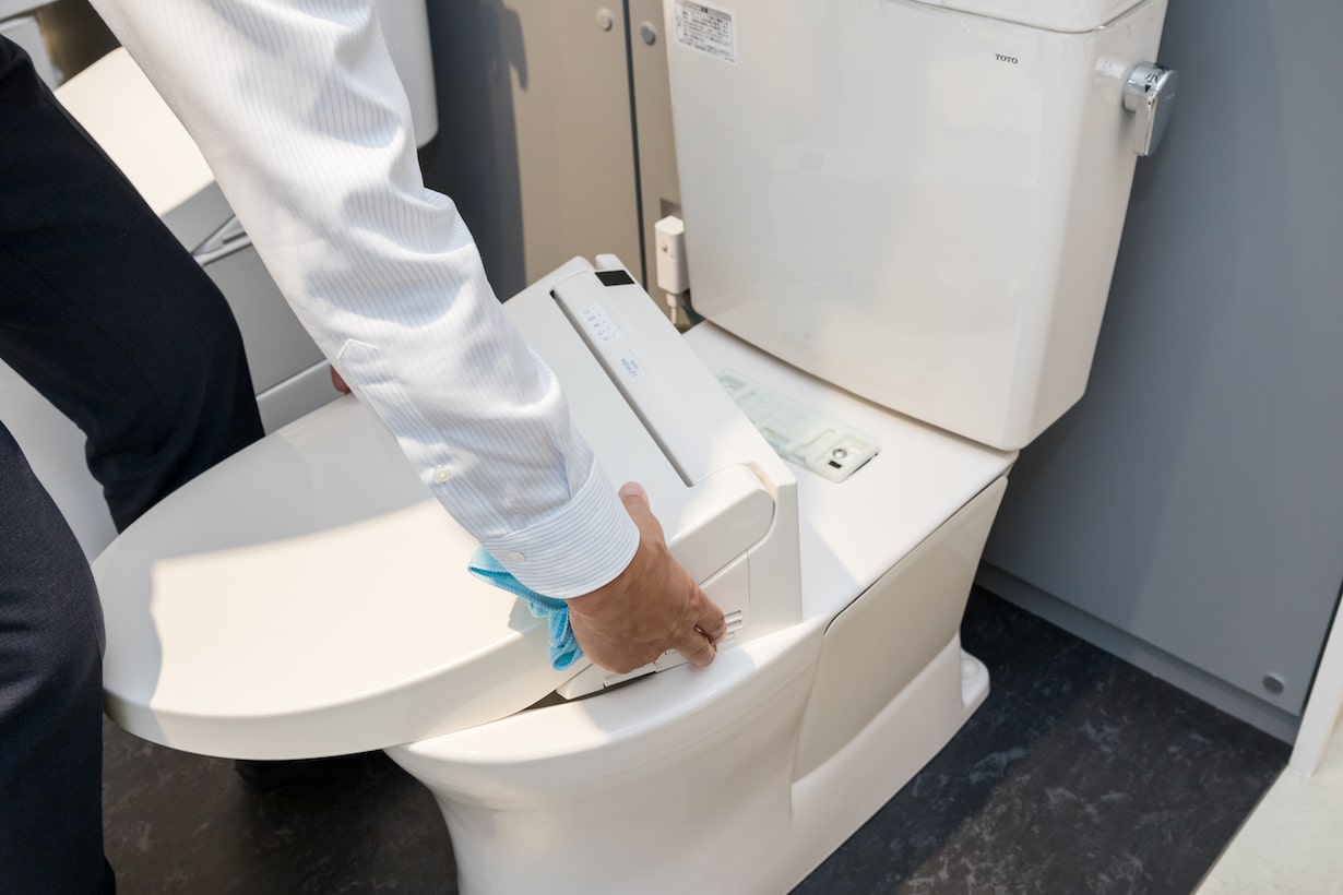 トイレのプロ「TOTO」直伝! ウォシュレットの簡単お掃除法 となりのカインズさん