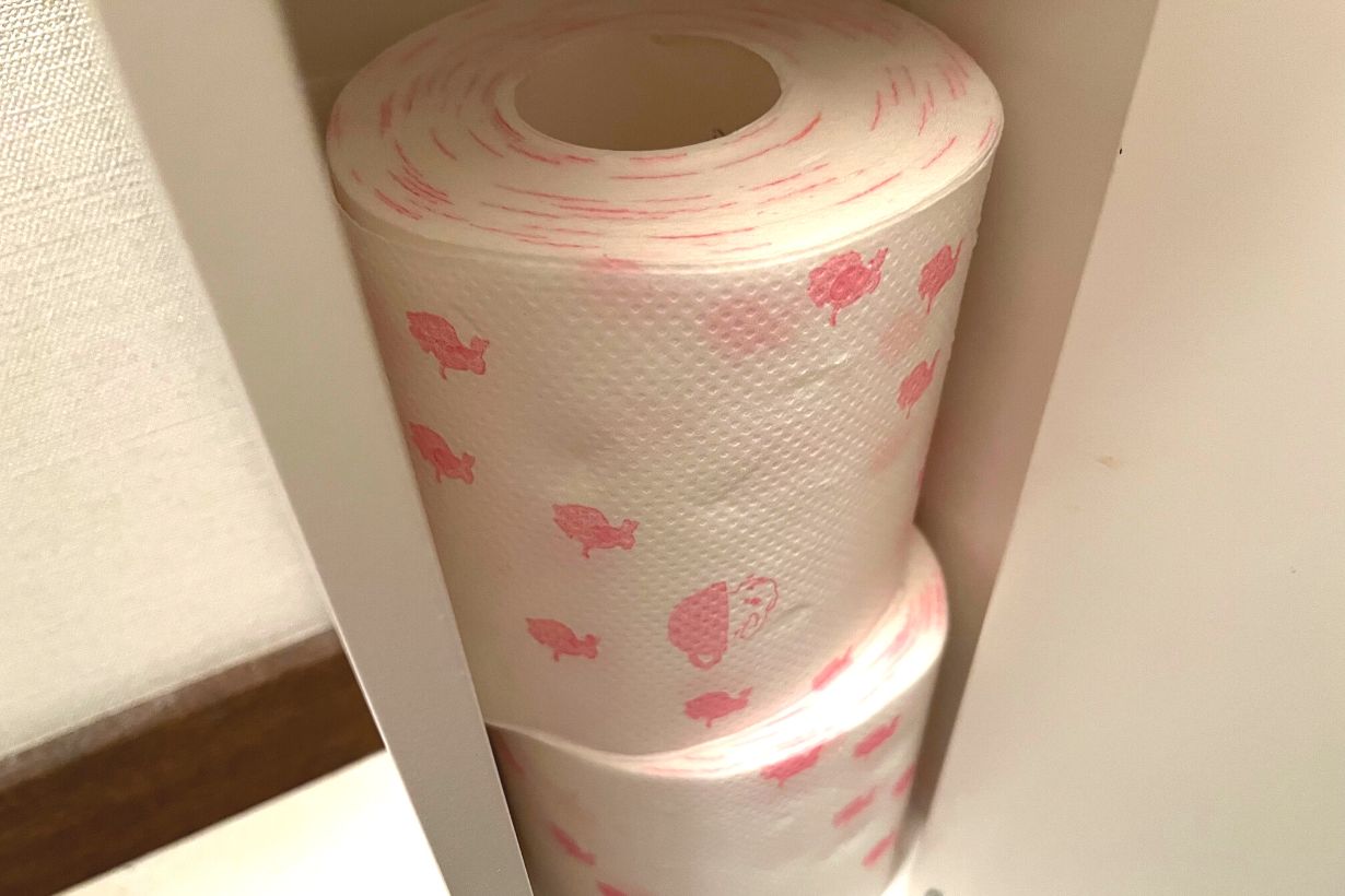 干支 トイレットペーパー うさぎ 沖縄県は別途送料お見積り 北海道 60個セット販売 主役のうさぎと縁起のいい富士山デザインパッケージ 迎春 離島発送不可ご了承下さい 干支賀正2ロール 卯 お正月 ウサギ年 干支 トイレットペーパー うさぎ 沖縄県は別途送料お見積り 北海道 60個セット販売 主役のうさぎと縁起のいい富士山デザインパッケージ 迎春 離島発送不可ご了承下さい 干支賀正2ロール 卯 お正月 ウサギ年