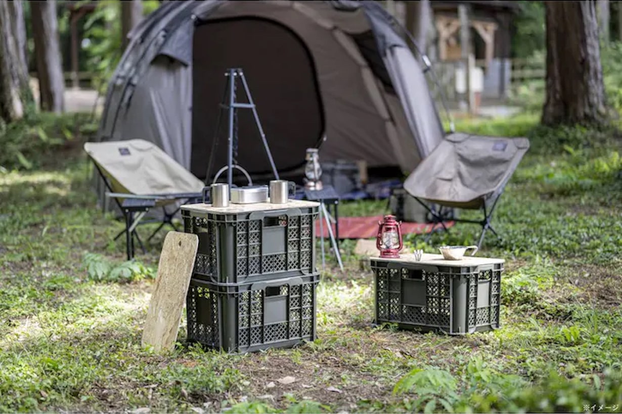 コンテナ＝農作業用はもう古い。色が変わっただけでインテリアにも