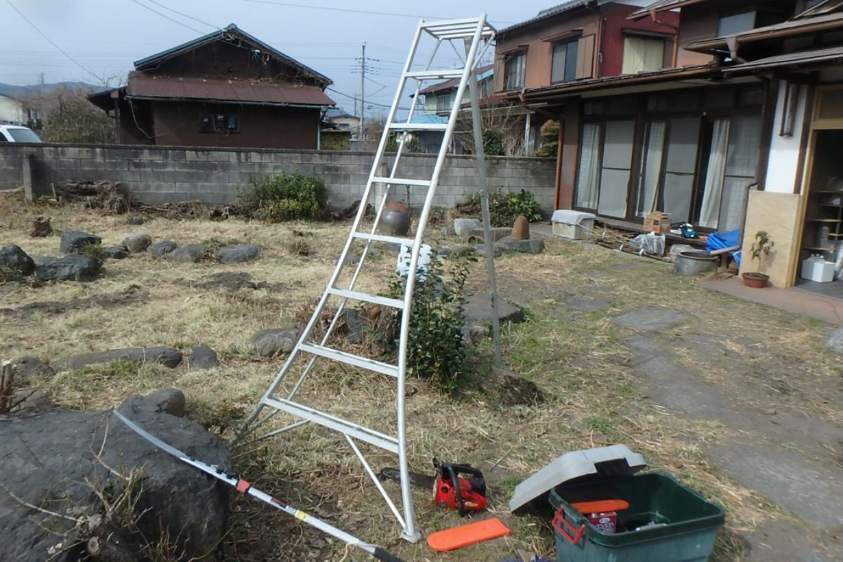 道具その6 園芸用三脚