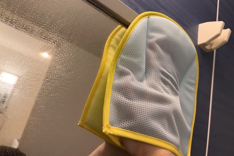 手袋1つで家中をお掃除しちゃう「そうじの神様おそうじミトン」がズボラ向けで超優秀