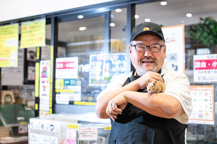 全国のデグー愛好家が慕うカインズ店員。茂木宏一のデグー育て方講座