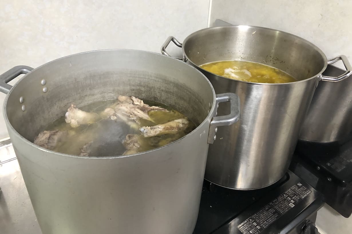 これが本当の家系ラーメン!? ホームセンターで本格ラーメン作っ