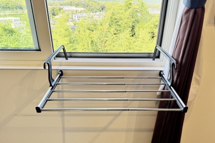 「洗濯物あと少しどこに干そう？」で悩まない。省スペースを生かすランドリーラックは「あると便利」の決定版