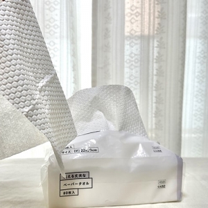 これが紙!? 手ふきや掃除に使っても全然へたれないカインズの『洗える丈夫なペーパータオル』