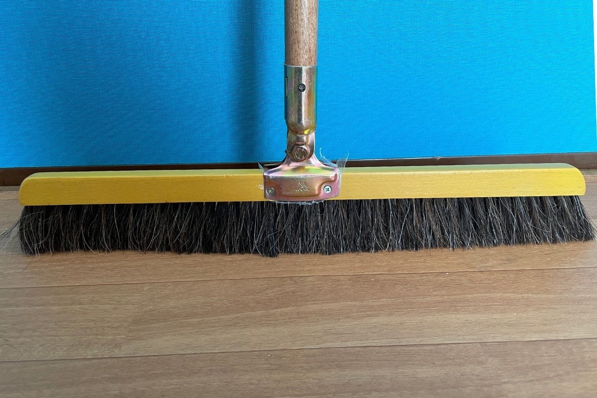 ほうき部分に近寄ってみる