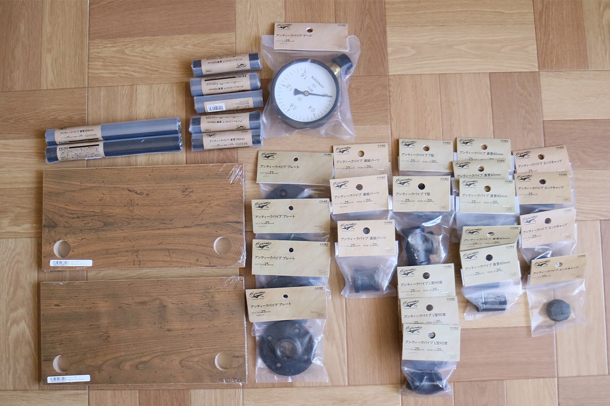 アイアン風パーツでパイプ棚をDIY コツをつかんで自由にアレンジ アイアン風パーツでパイプ棚をDIY コツをつかんで自由にアレンジ