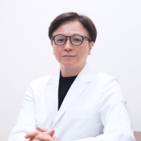 シロノクリニック 医局長 江馬 潤