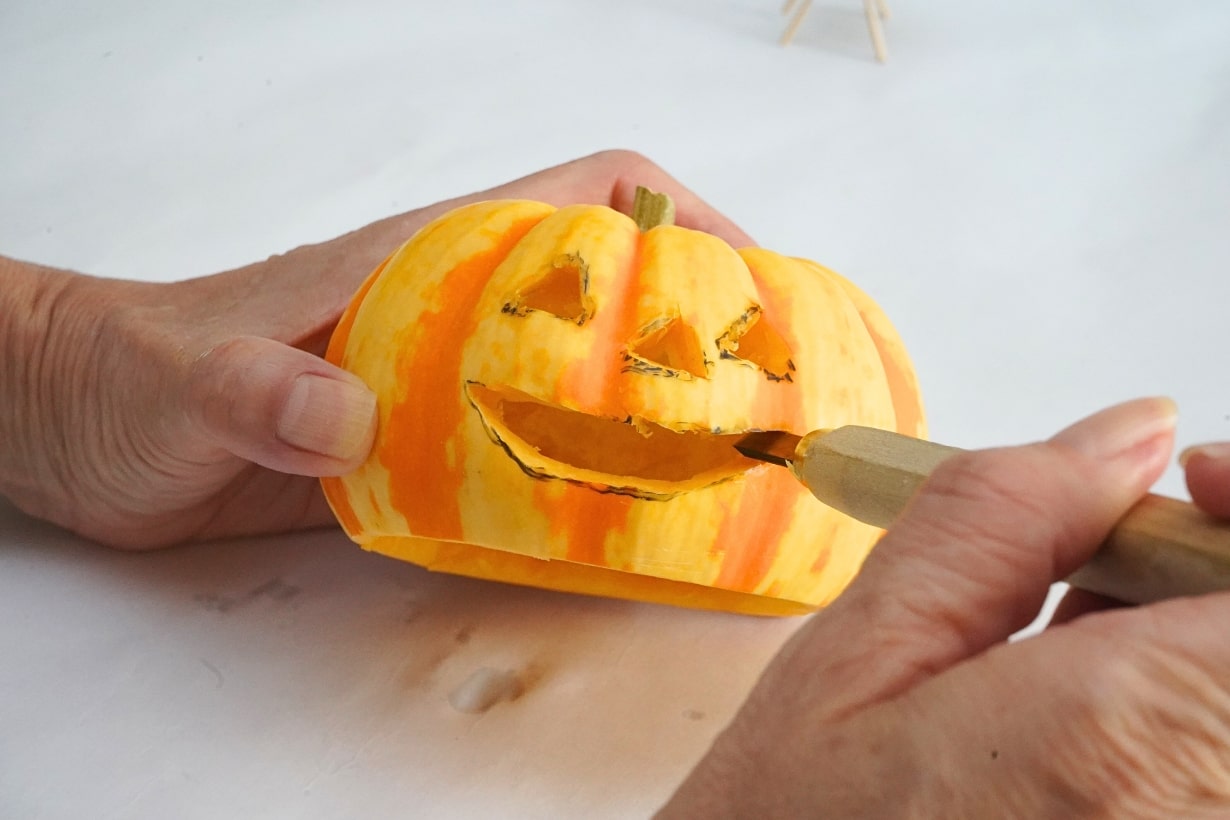 ハロウィンに「かぼちゃ」じゃないジャック・オー・ランタンを作って