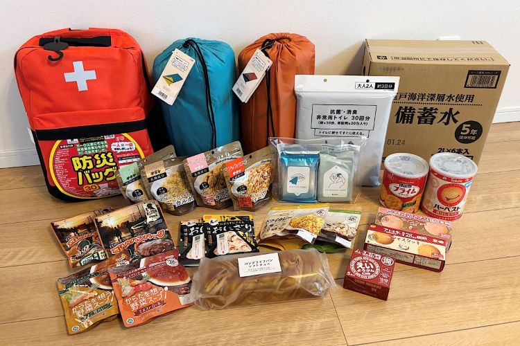 家族4人「防災グッズだけ」で1日生活してみた