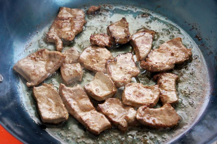 家で料理がうまくなる最短ルートは「鉄フライパン」だった