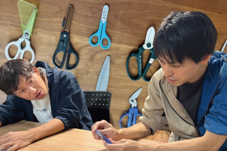 不思議な形の「○○専用ハサミ」を集めて用途当てクイズをしよう