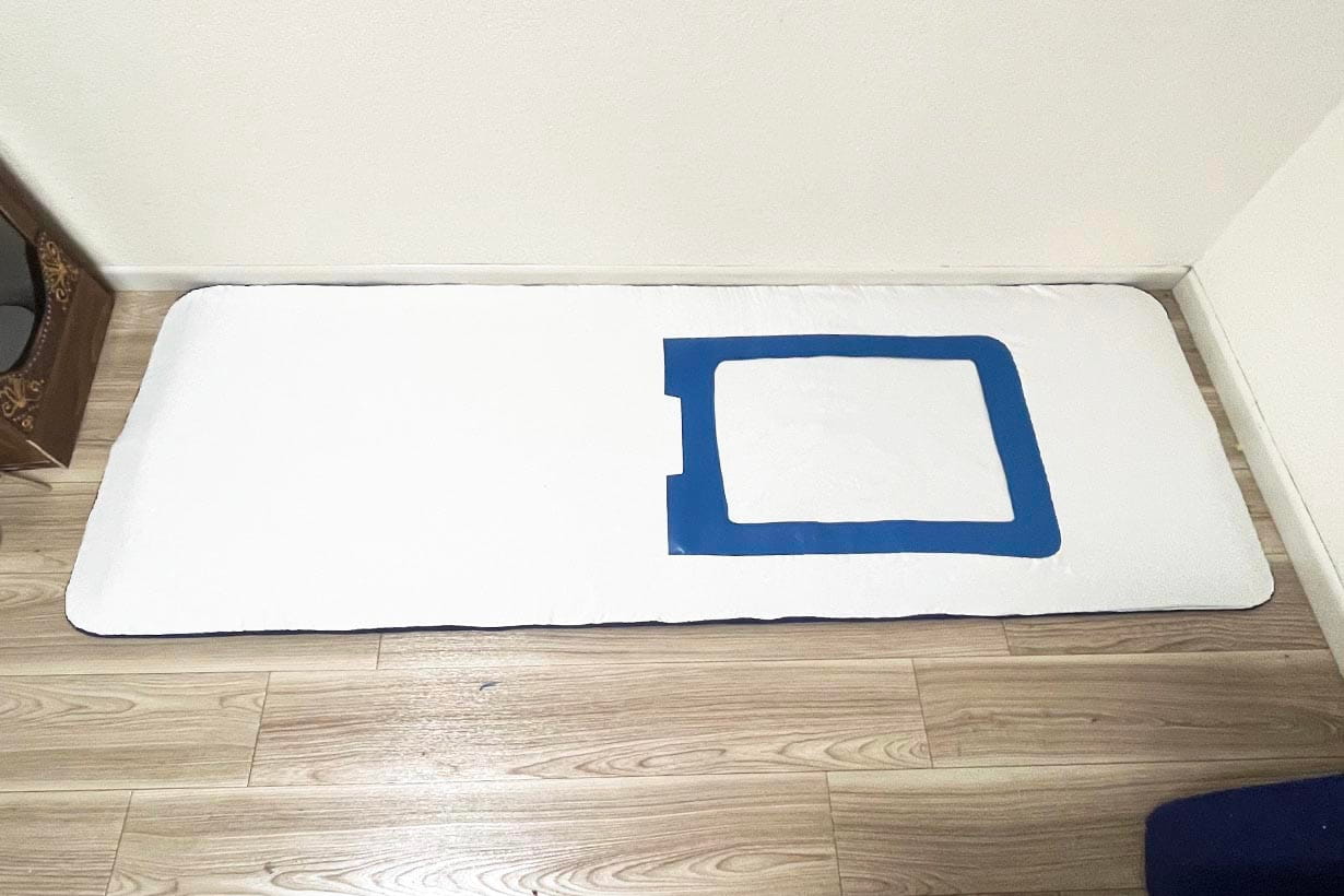おぉ……!!あの頃見ていたフタの裏が、巨大になって今ここに!!